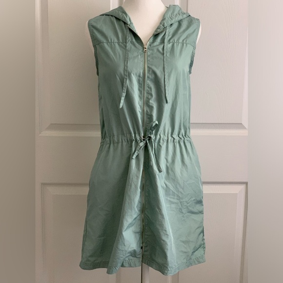 CHEAP MONDAY “Sofie” Women’s Sleeveless Full Zip Slicker Vest Jacket Size: XS - Picture 1 of 7